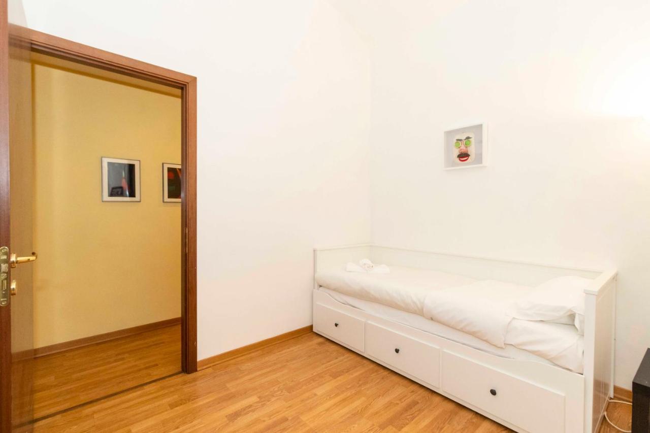 Porta Nuova & San Salvario Roomy Flat Turin Exterior photo